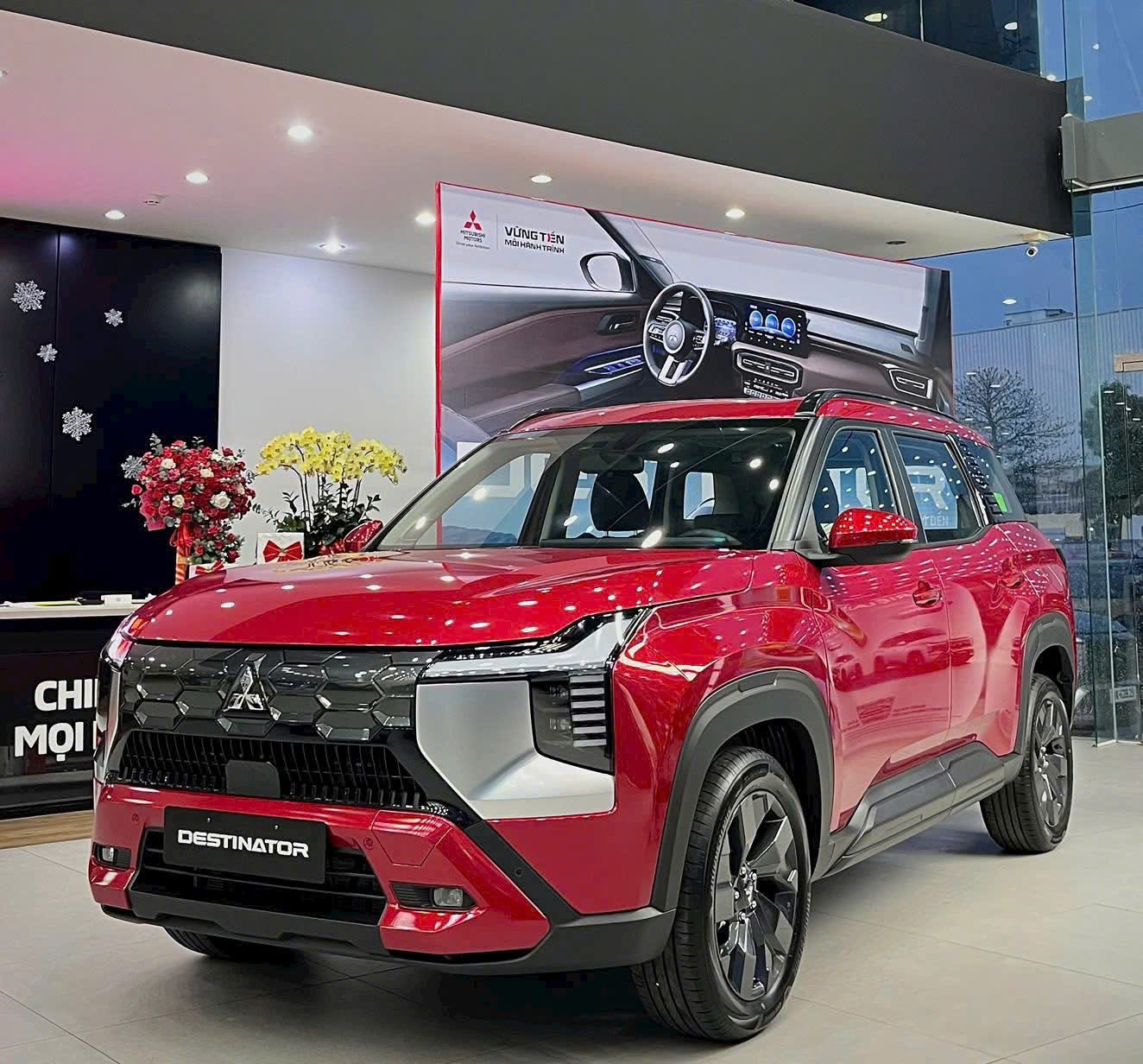 Mitsubishi Destinator