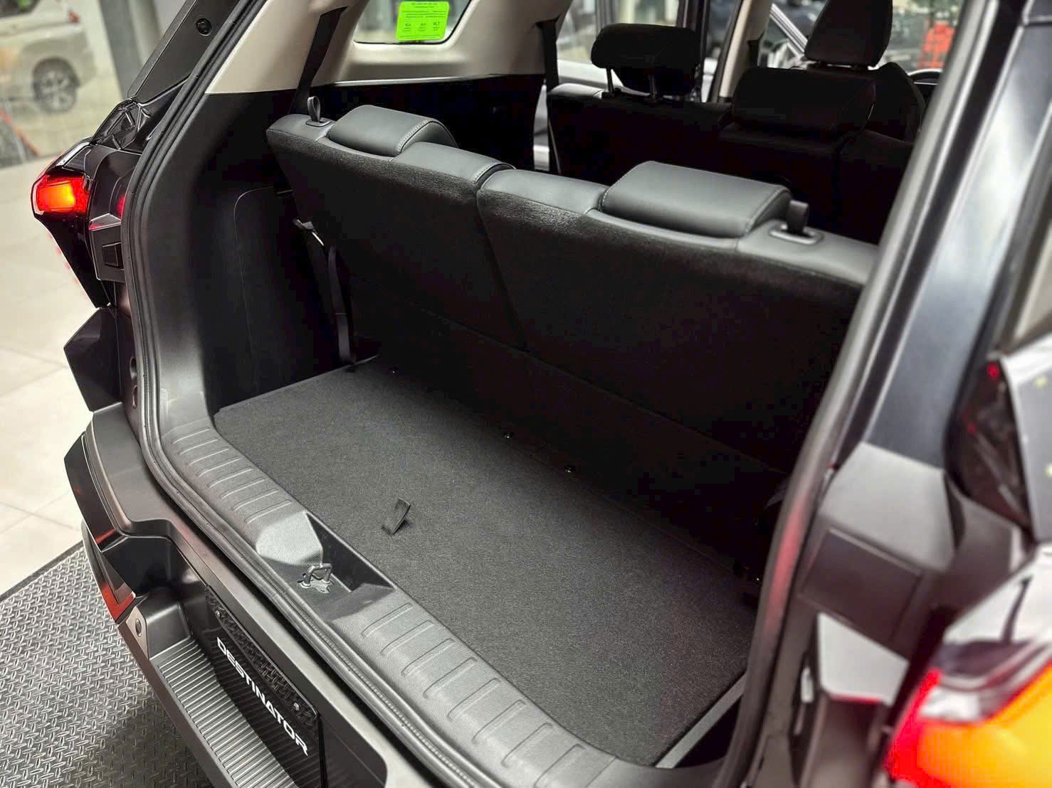 Mitsubishi Destinator